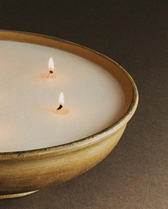 (1200 G) INCENSE LEATHER SCENTED CANDLE