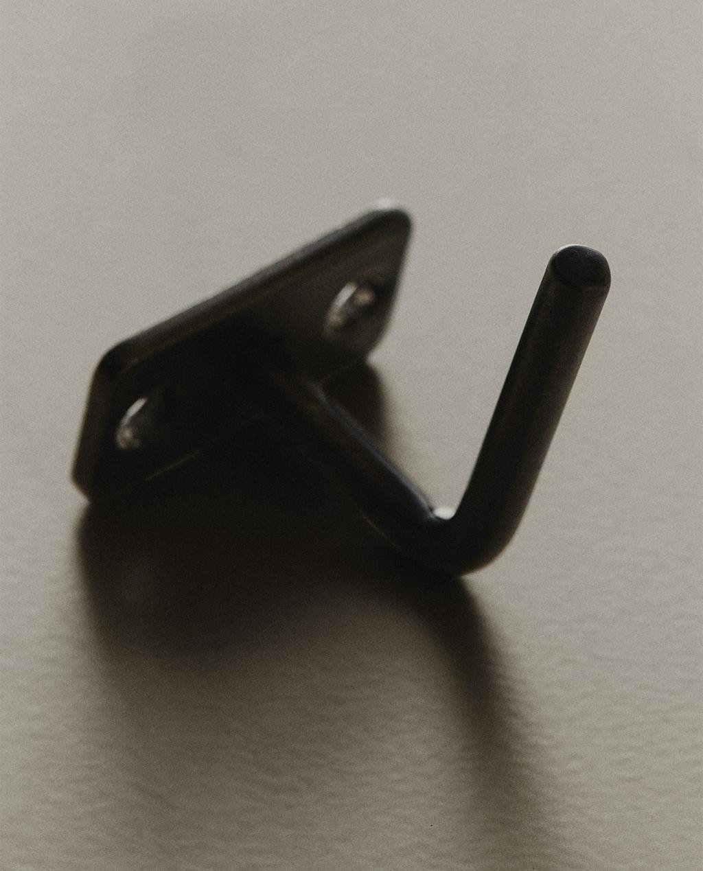 PACK OF SMALL DARK METAL HOOKS (PACK OF 2)
