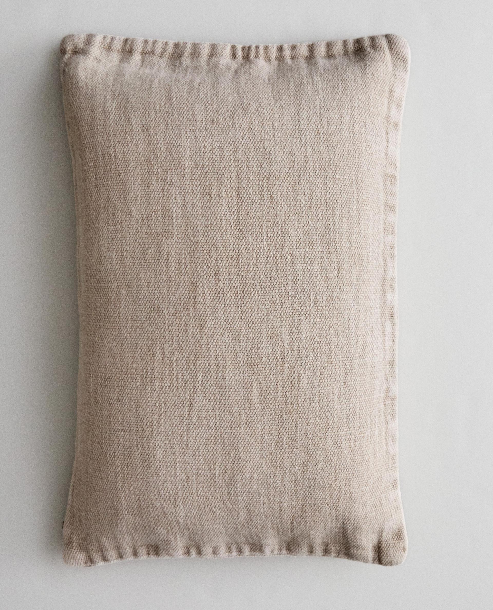 PLAIN CUSHION COVER