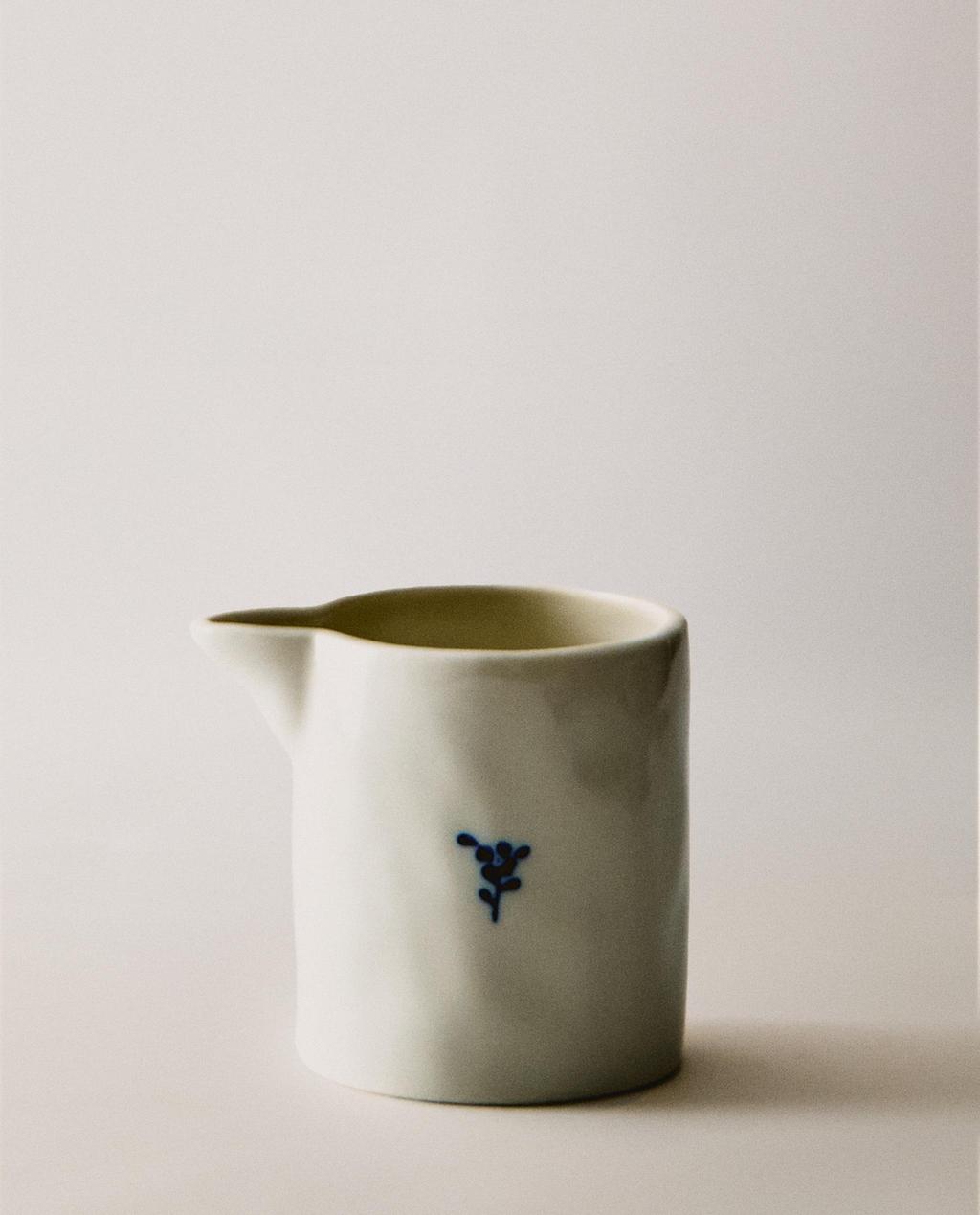 LEITEIRA DE PORCELANA FLORAL