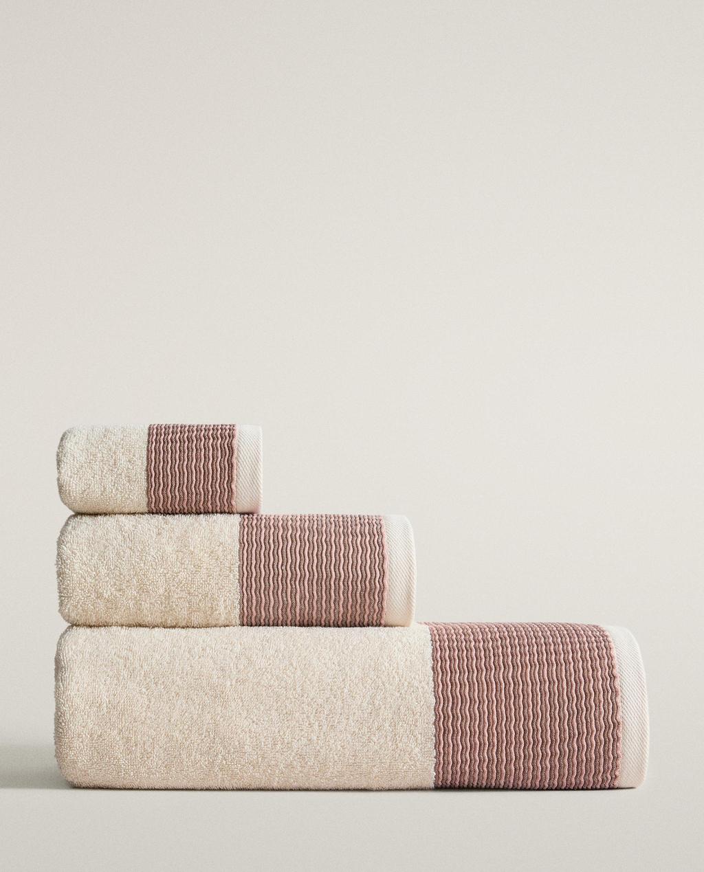 STRIPED VELOUR BATH TOWEL