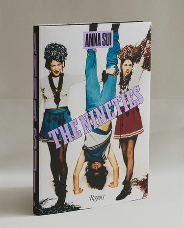 LIBRI I VITEVE NËNTËDHJETË (ANGLISHT)