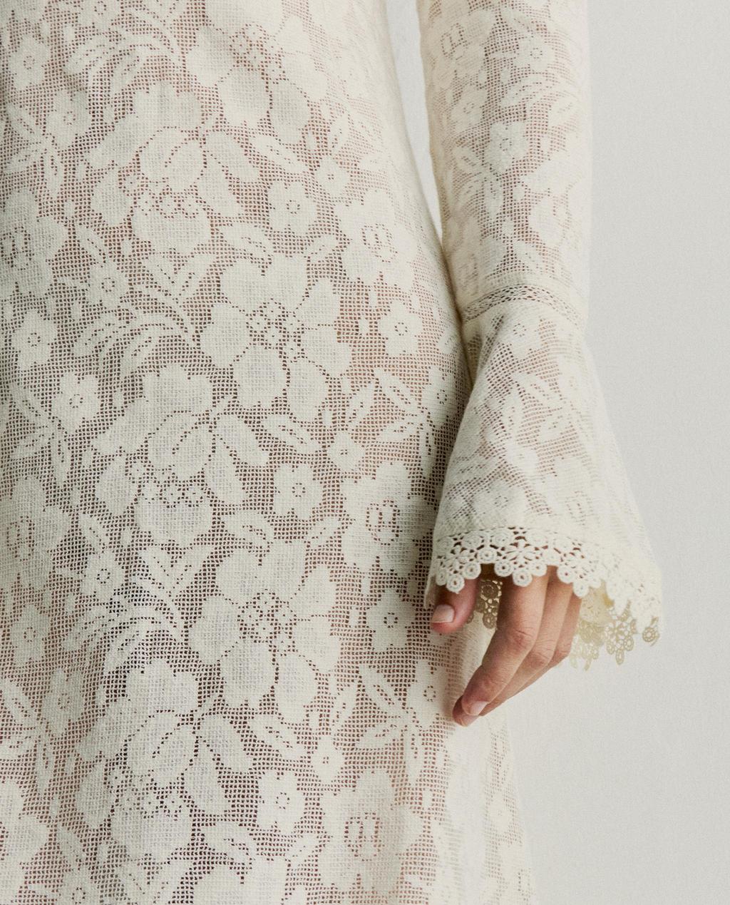 FLORAL COTTON DRESS WITH LACE