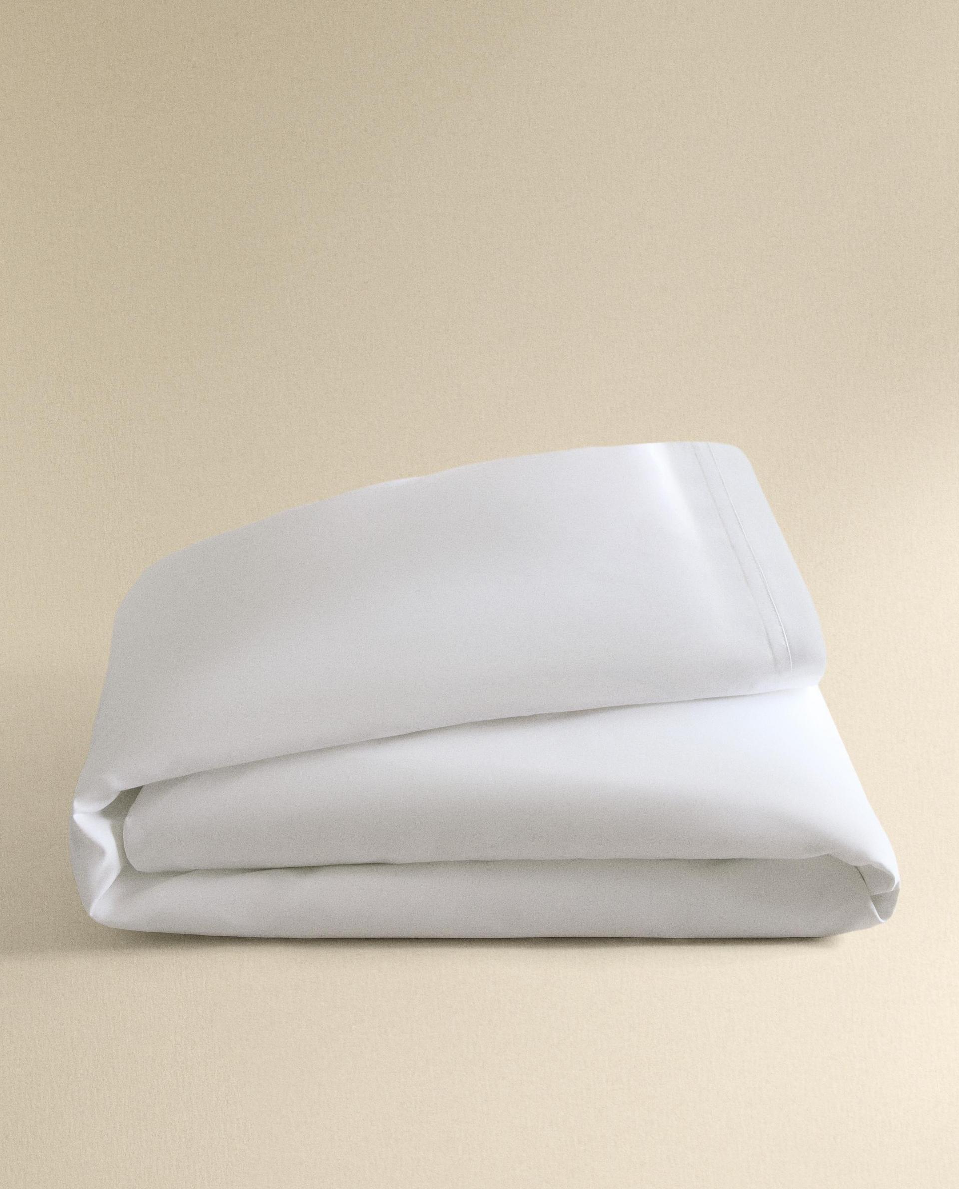 COTTON SATEEN DUVET COVER WITH PLEATED BORDER (1000 THREAD COUNT)