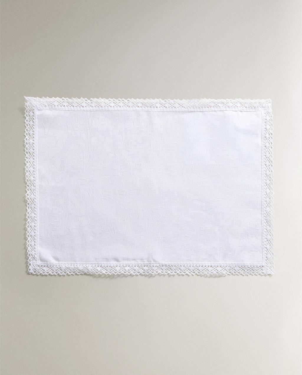 LINEN JACQUARD PLACEMAT