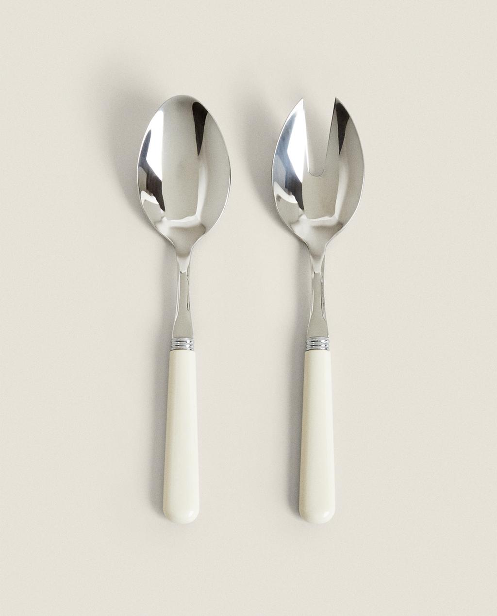 SET MED SALLADSBESTICK MED FÄRGADE SKAFT (SET OM 2)