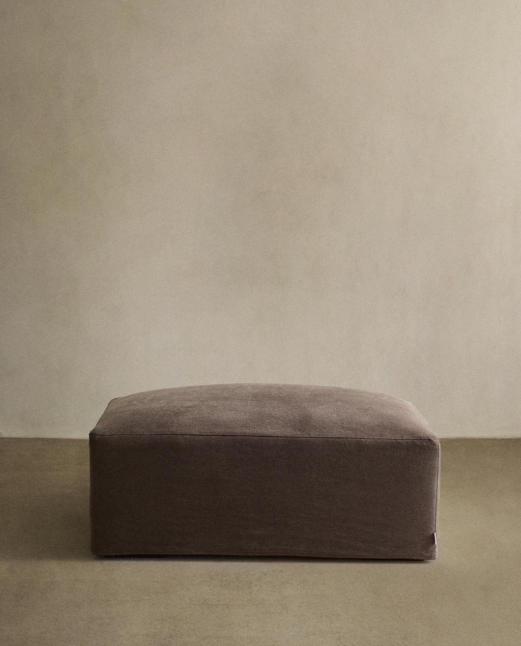 FOOTSTOOL WITH REMOVABLE WASHED LINEN COVER