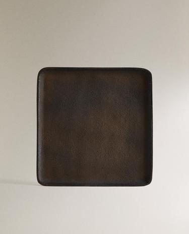 BLACK METAL TRAY