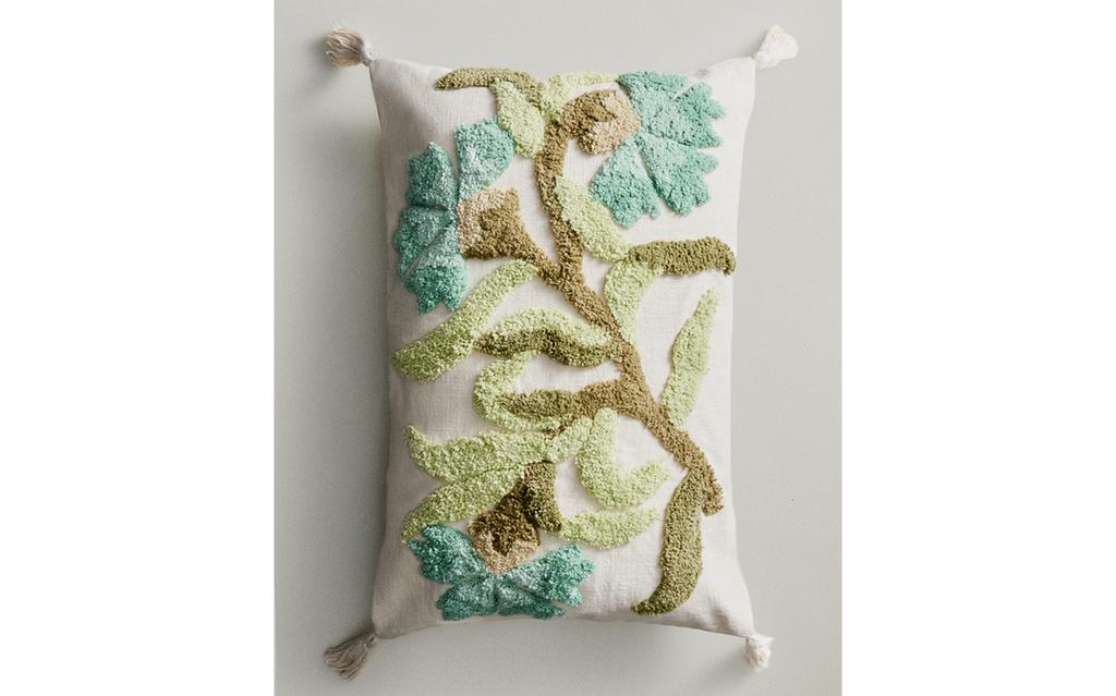 TUFTING CUSHION COVER