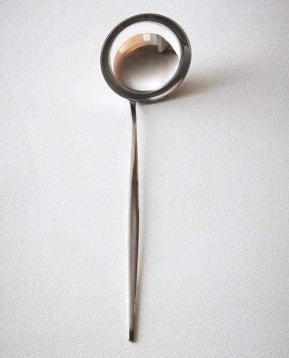 SOUP LADLE WITH EXTRA-FINE HANDLE