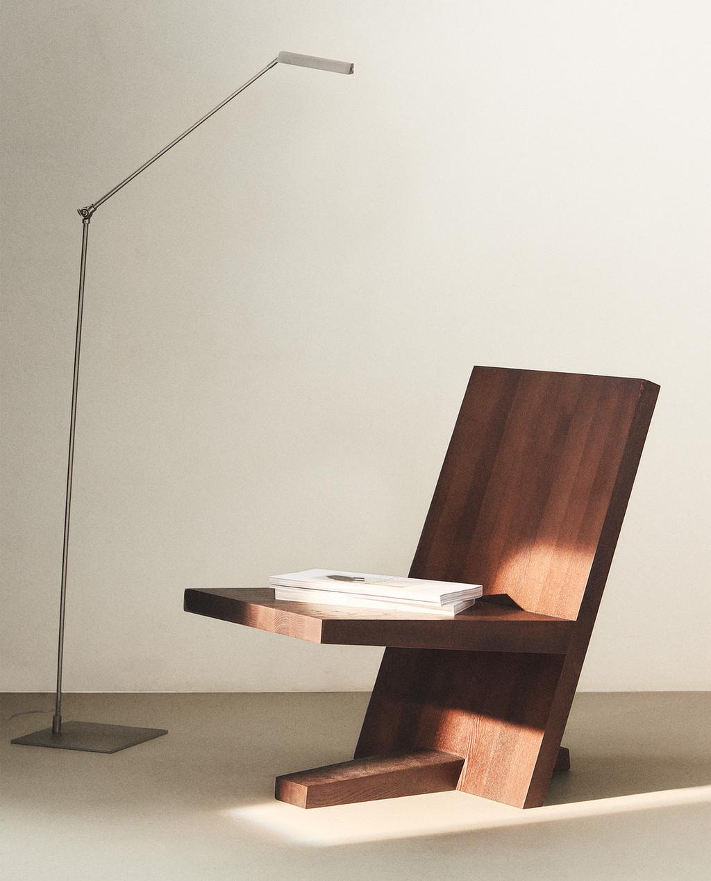 ASH WOOD CHAIR