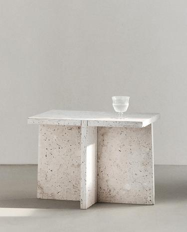 SIDE TABLE 01