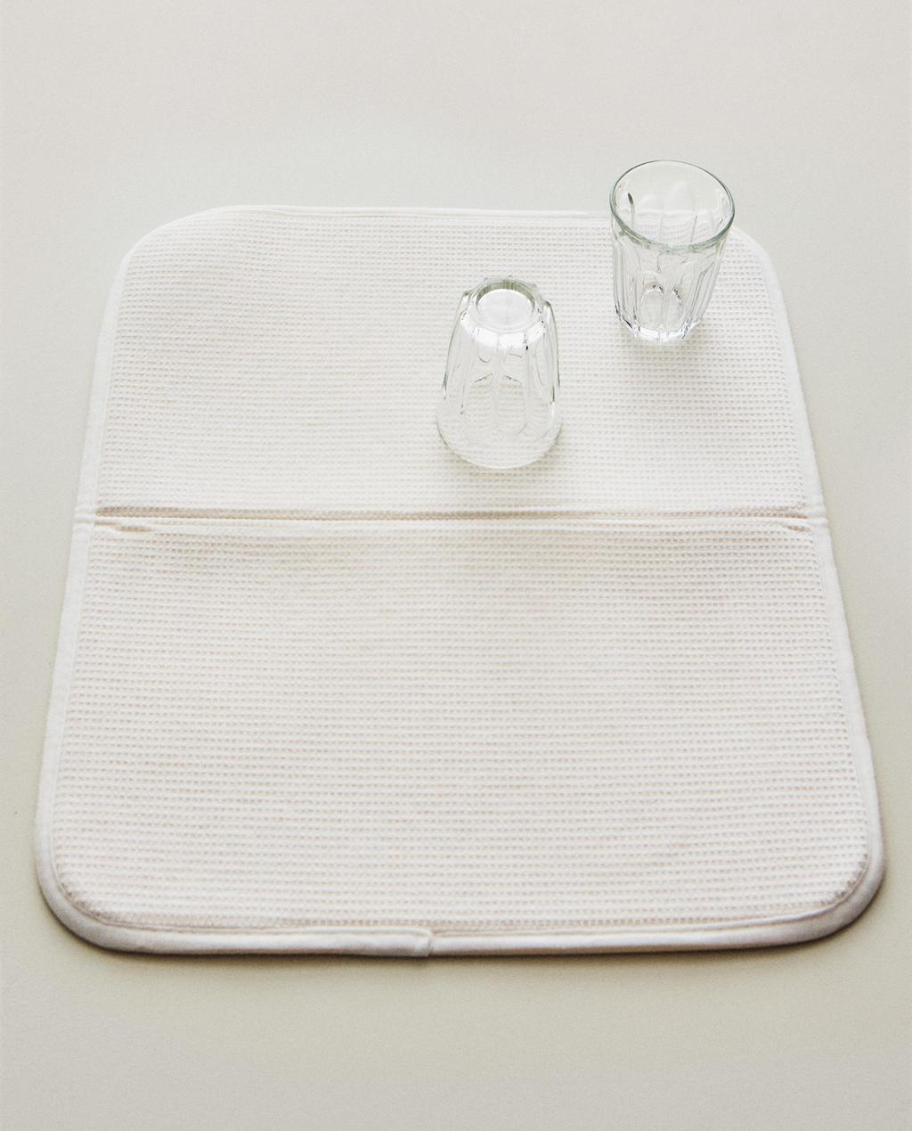DISH DRYING MAT