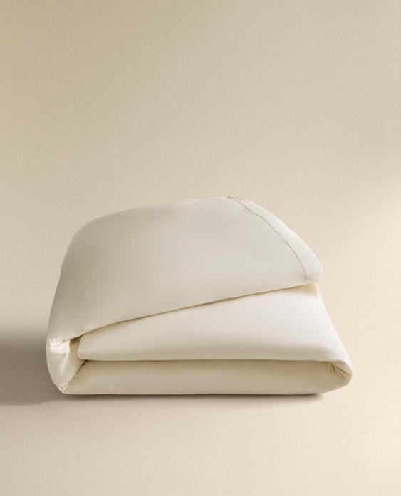 EMBROIDERED PERCALE DUVET COVER (200 THREAD COUNT)