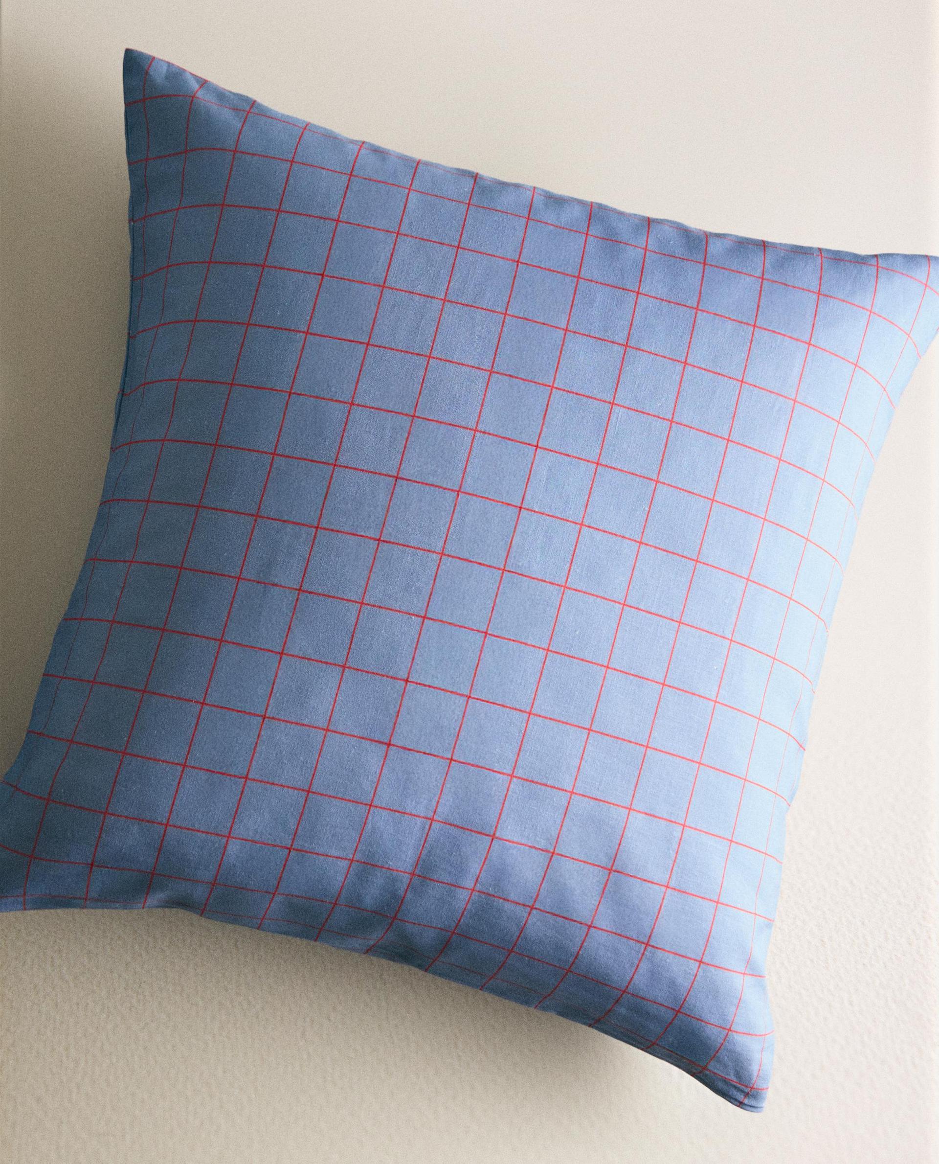 CHILDREN'S CHECK PILLOWCASE