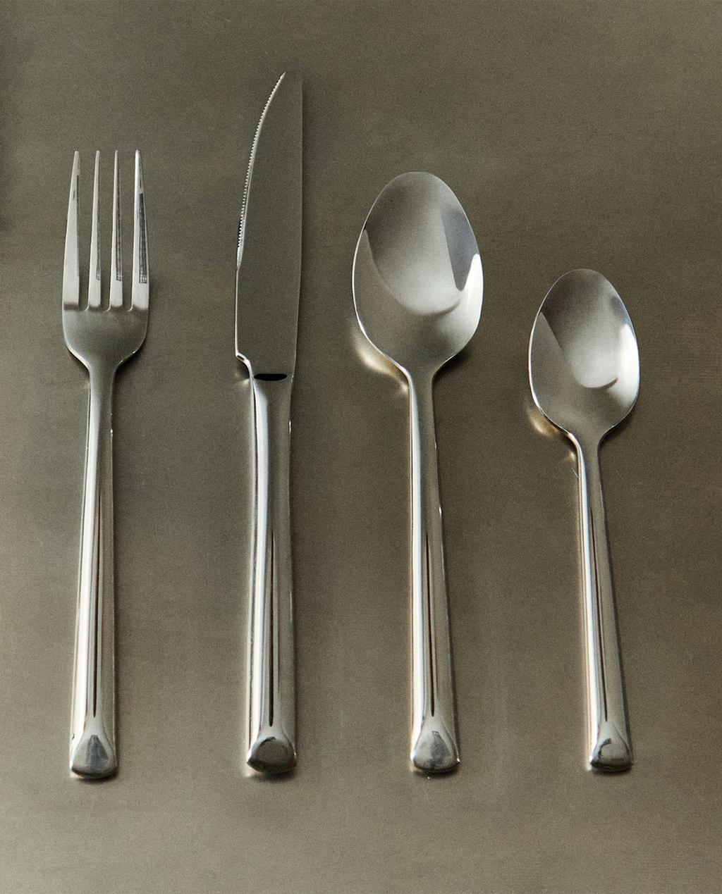 4 件套装锻钢餐具