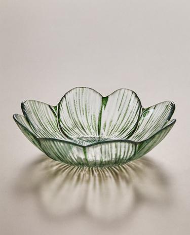 CLOVER GLASS BOWL