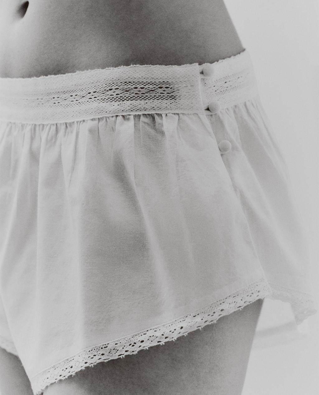 CULOTTE-SHORTS MIT SPITZE
