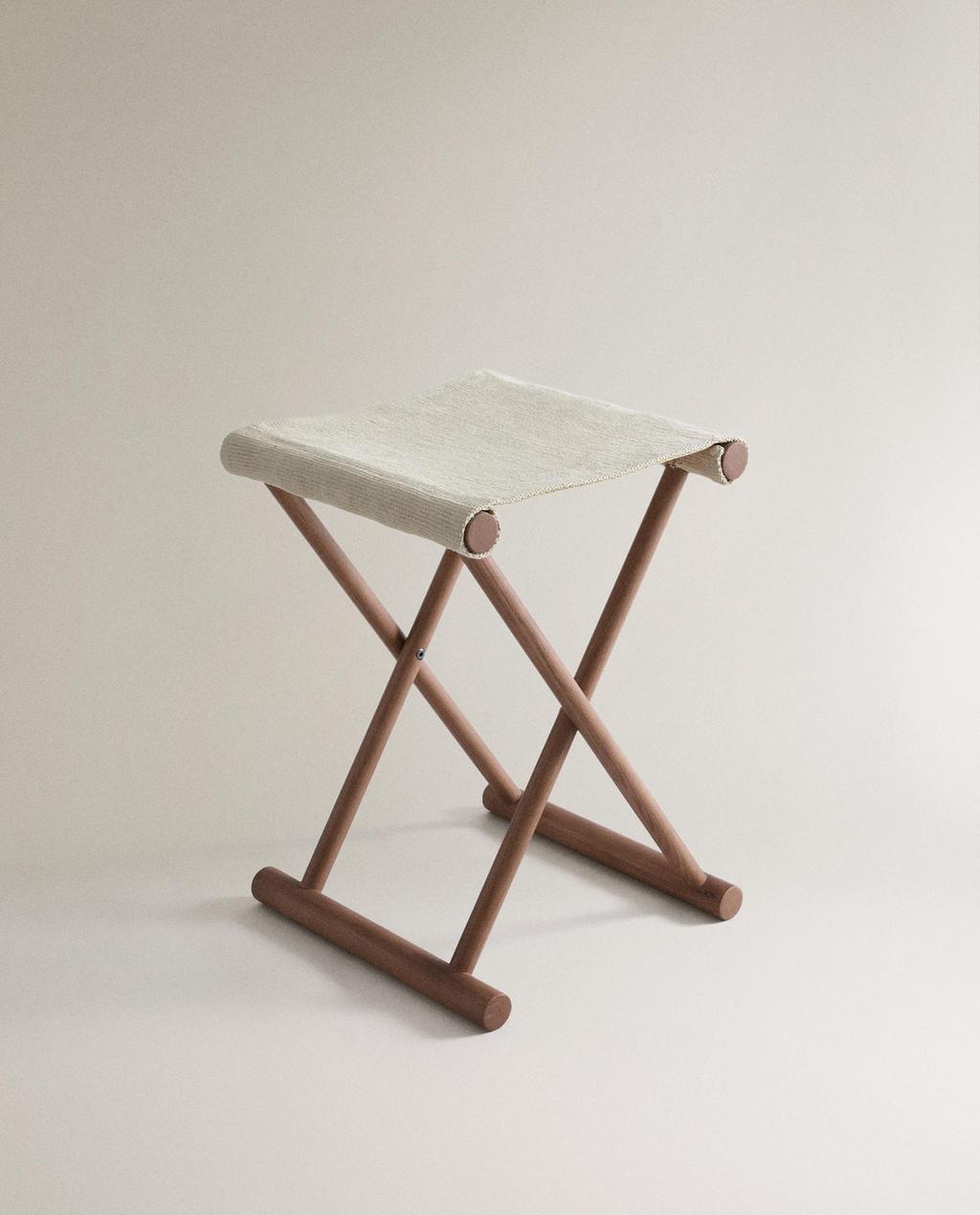 FOLDING WOOD AND COTTON STOOL