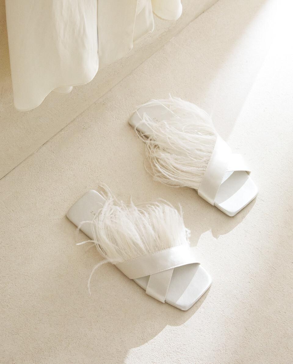 SATEEN SANDALS WITH FEATHERS