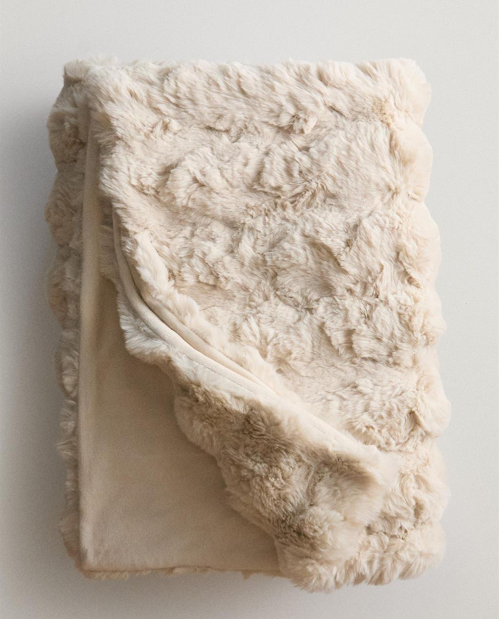 TEXTURED FUR BLANKET