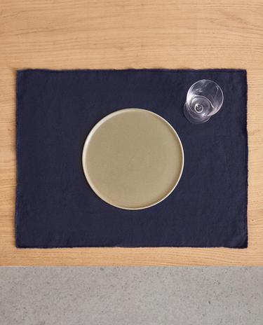 PLACEMAT 01