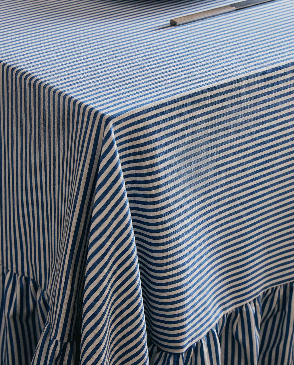 TOALHA DE MESA DE ALGODÃO COM FOLHO