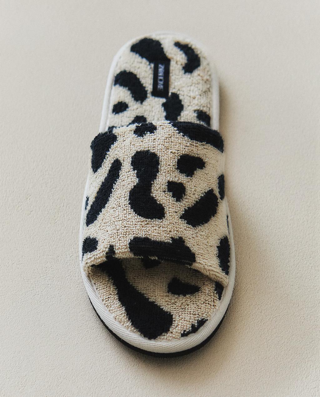 ZAPATILLA PALA TOALLA ANIMAL PRINT