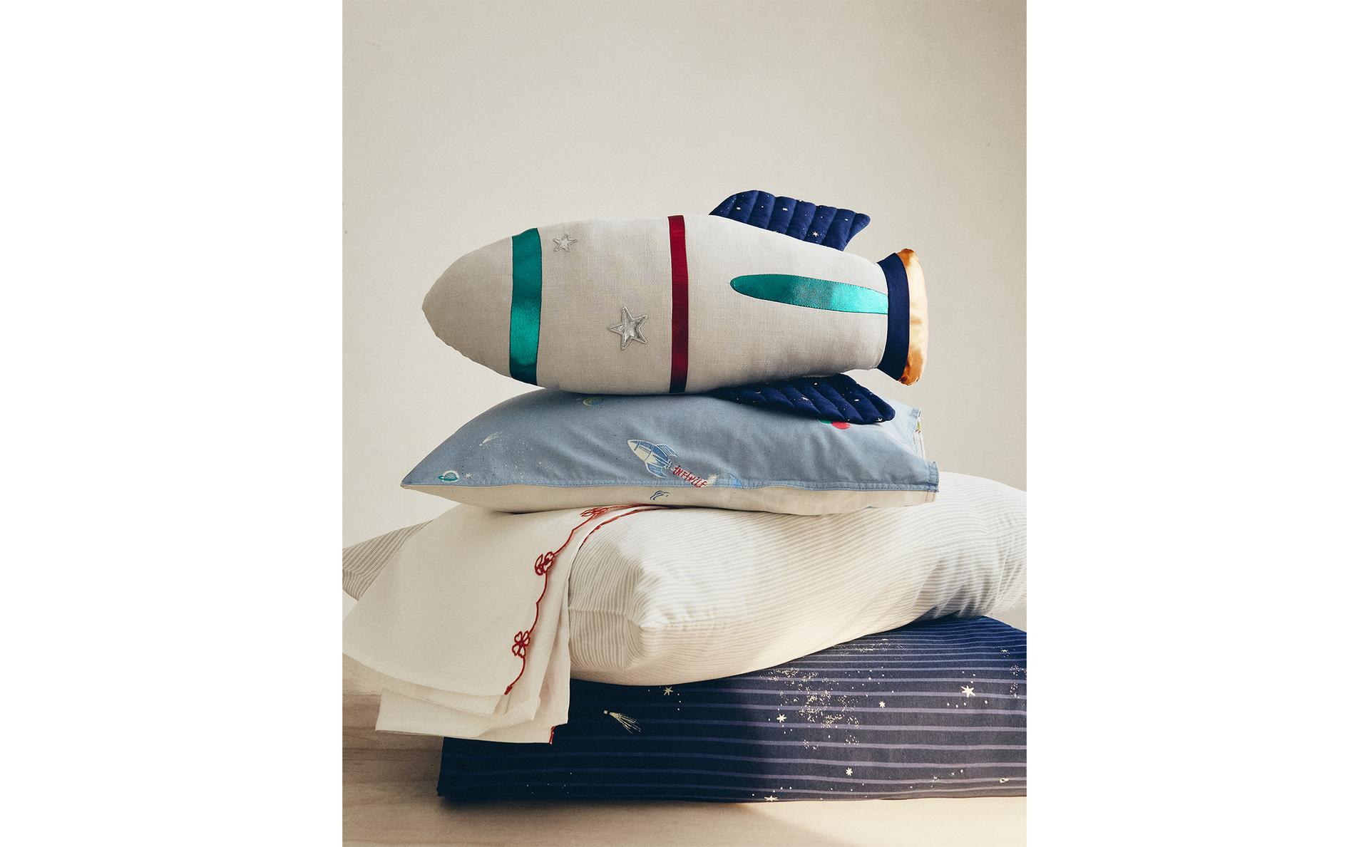 COUSSIN ENFANT FUSÉE