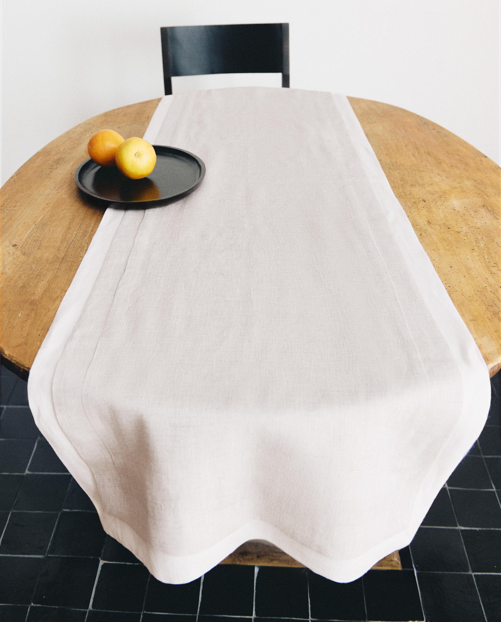 ダブルレイヤーリネンテーブルランナー | Zara Home 日本/Japan
