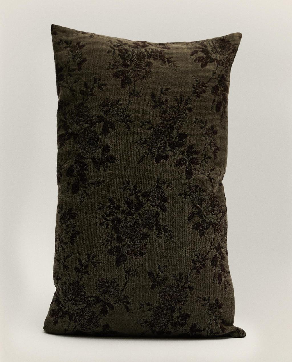 JACQUARD CUSHION COVER