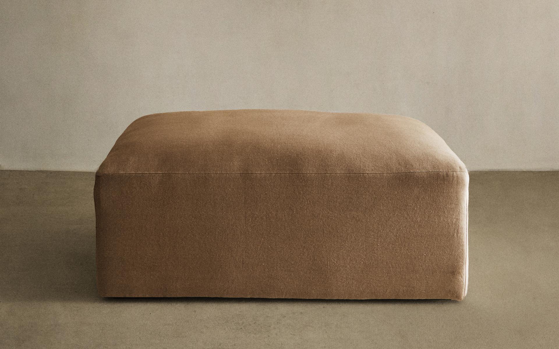 WASHED LINEN FOOTSTOOL