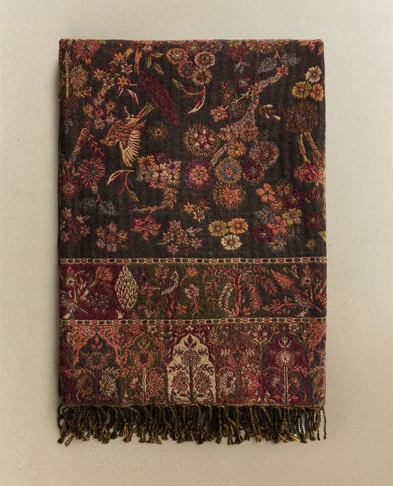 MANTA COM JACQUARD DE FLORES
