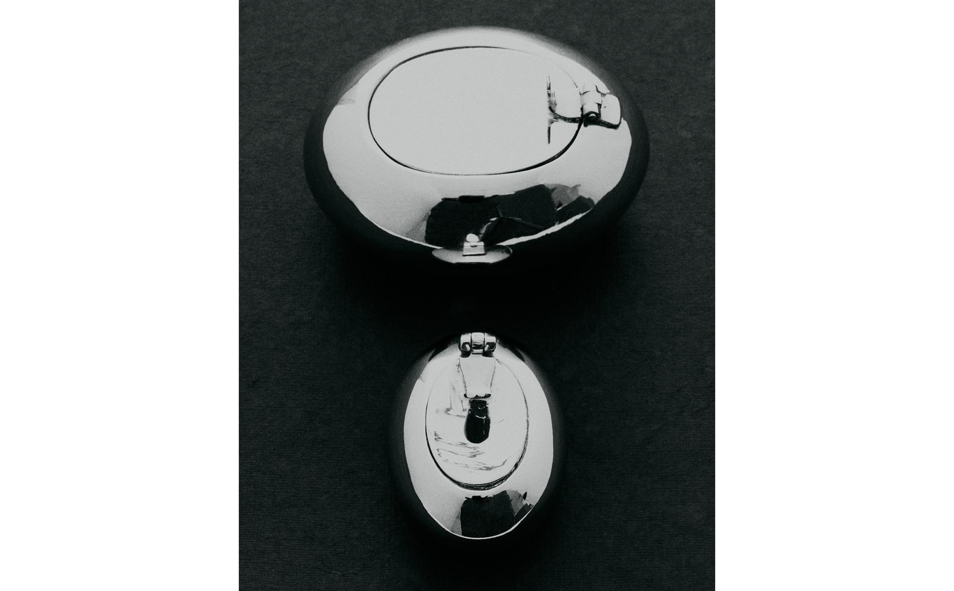 CHROME ASHTRAY