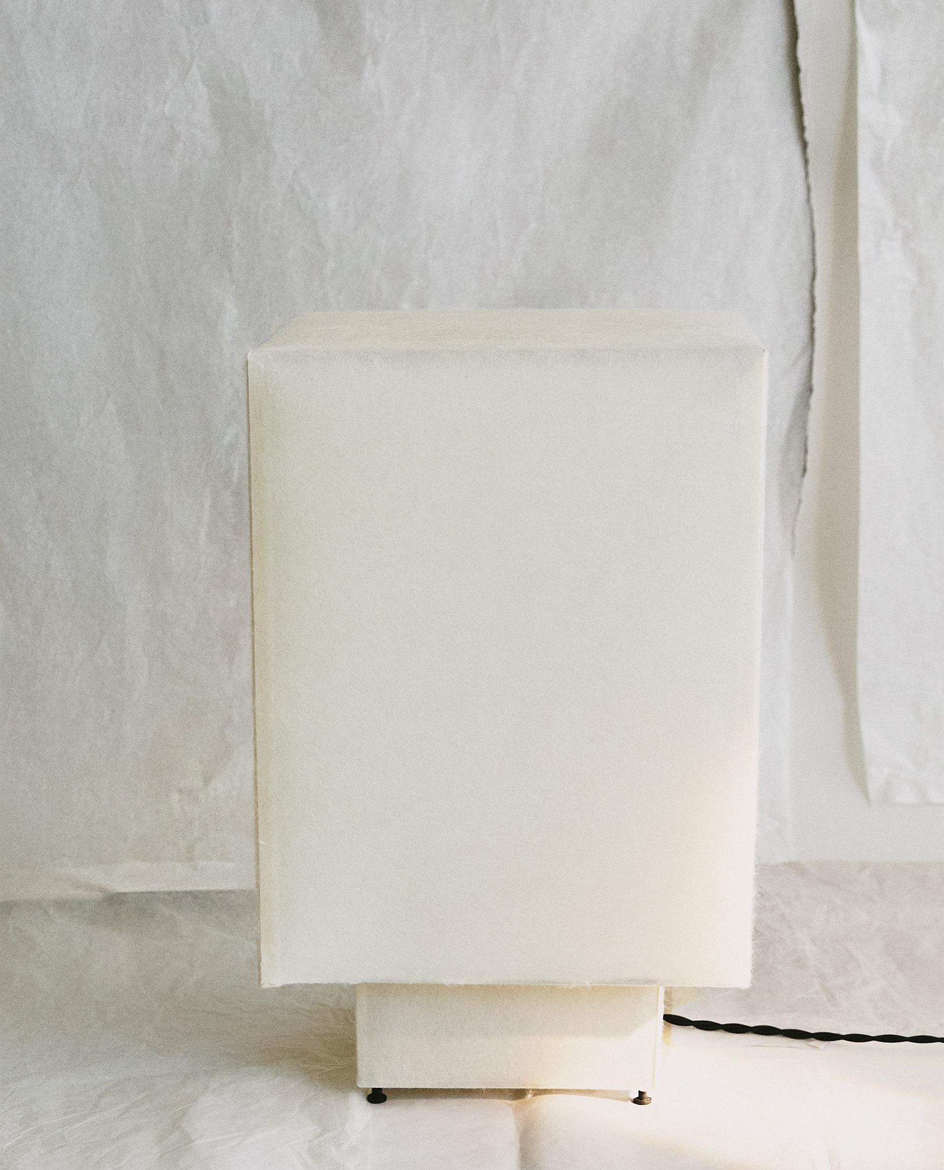 TABLE LAMP S 02