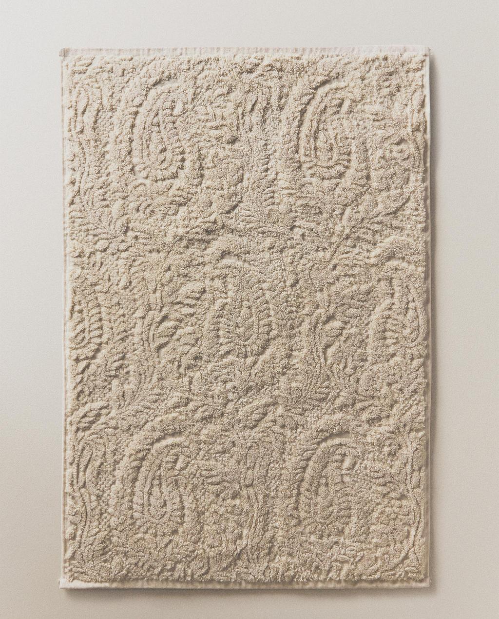 PAISLEY JACQUARD BATH MAT