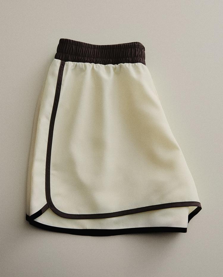 SPORTS SHORTS