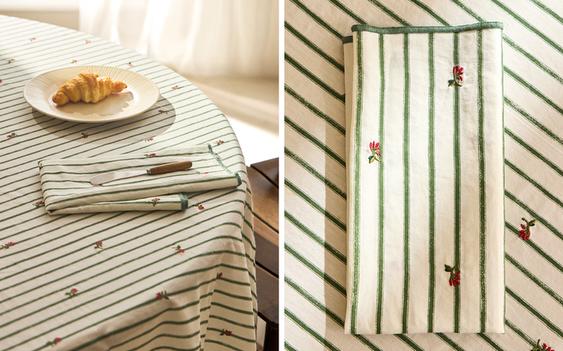 TOALHA DE MESA RISCAS BORDADO FLOR