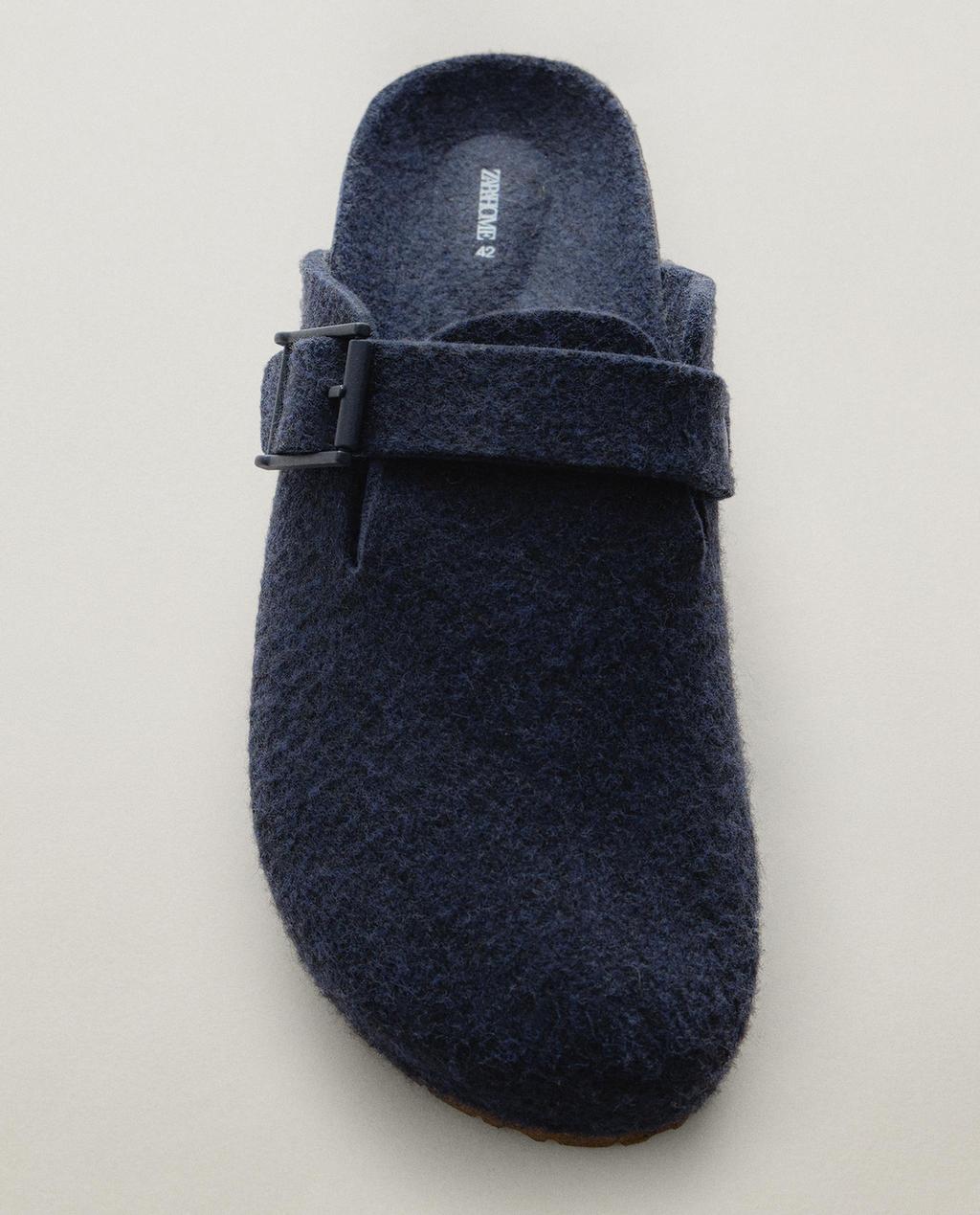 BUCKLED FELT MULE SLIPPERS