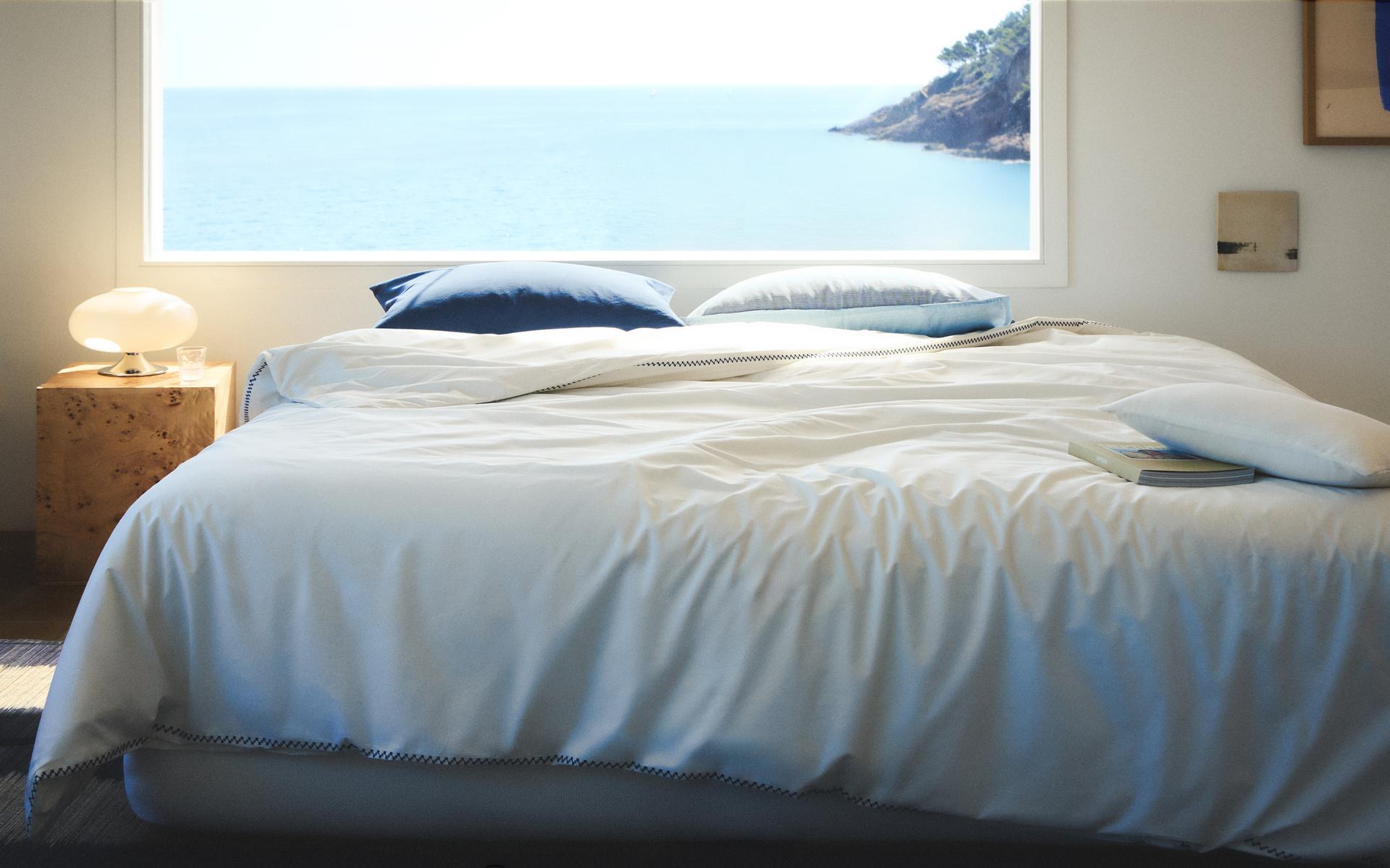 DUVET COVER WITH EMBROIDERED BORDER