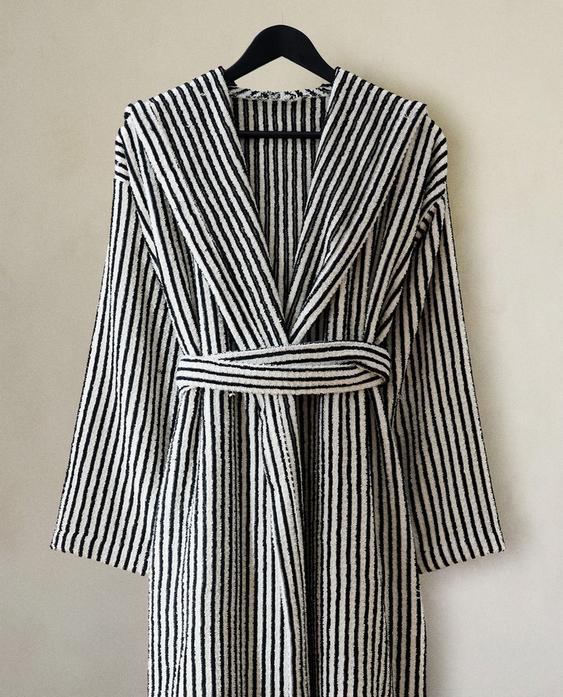STRIPED BATHROBE WITH HOOD
