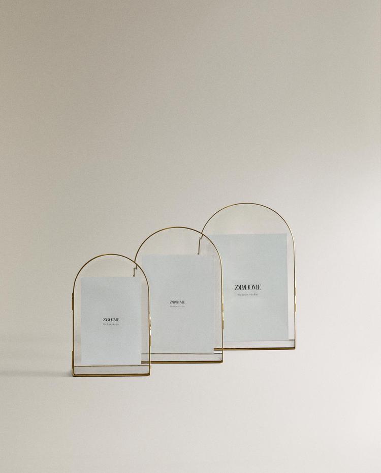 GOLDEN ARCH PHOTO FRAME