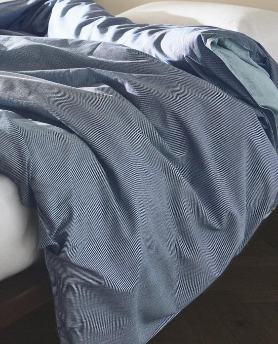 REVERSIBLE STRIPED DUVET COVER