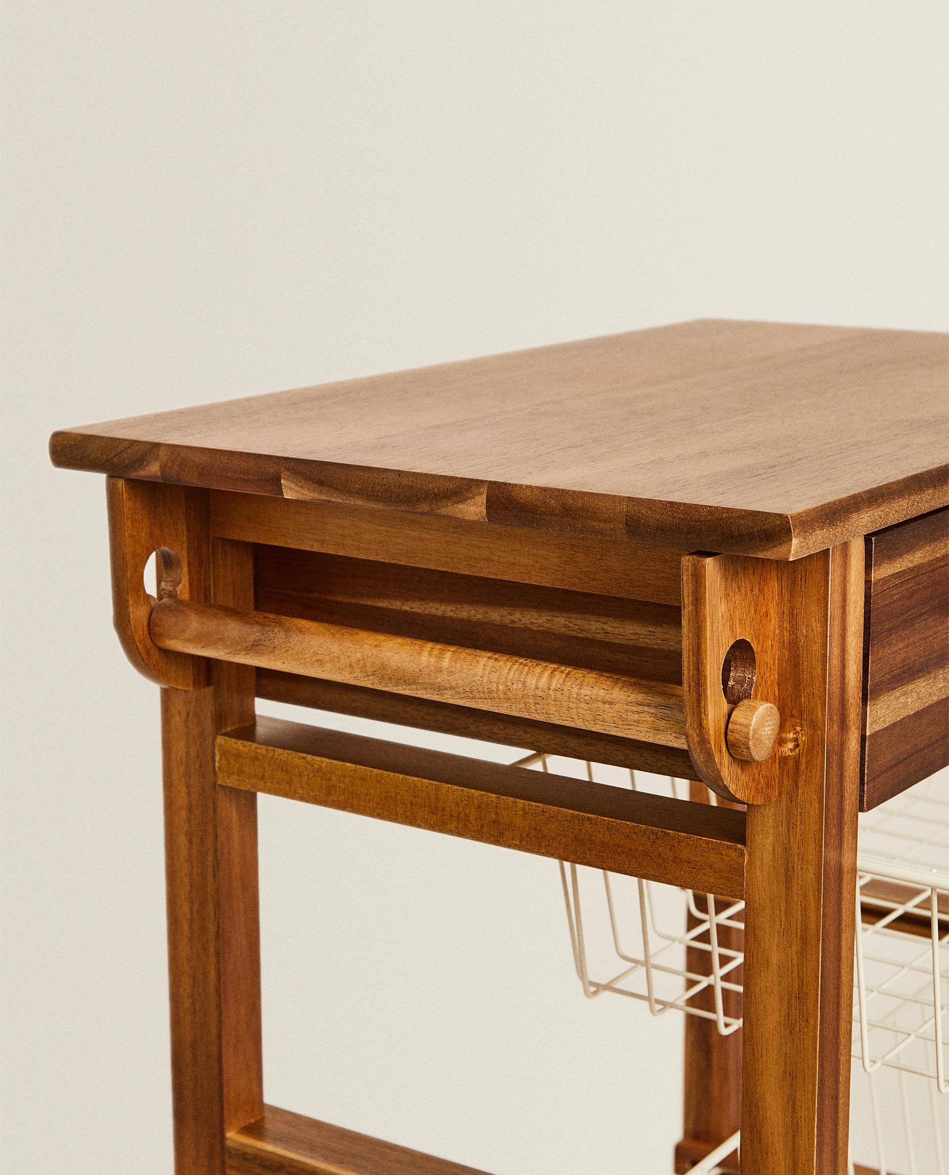 ZARA ラッカー メタルキャスターボックス ホイー ZARA ラッカー メタルキャスターボックス ホイー ZARA ラッカー メタル