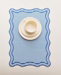 STRIPED SCALLOPED PLACEMAT