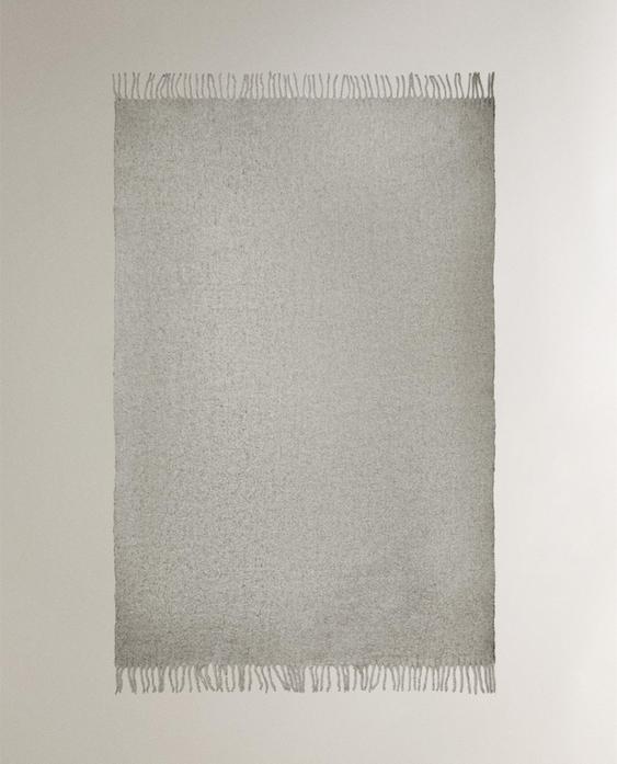 WOOL THROW