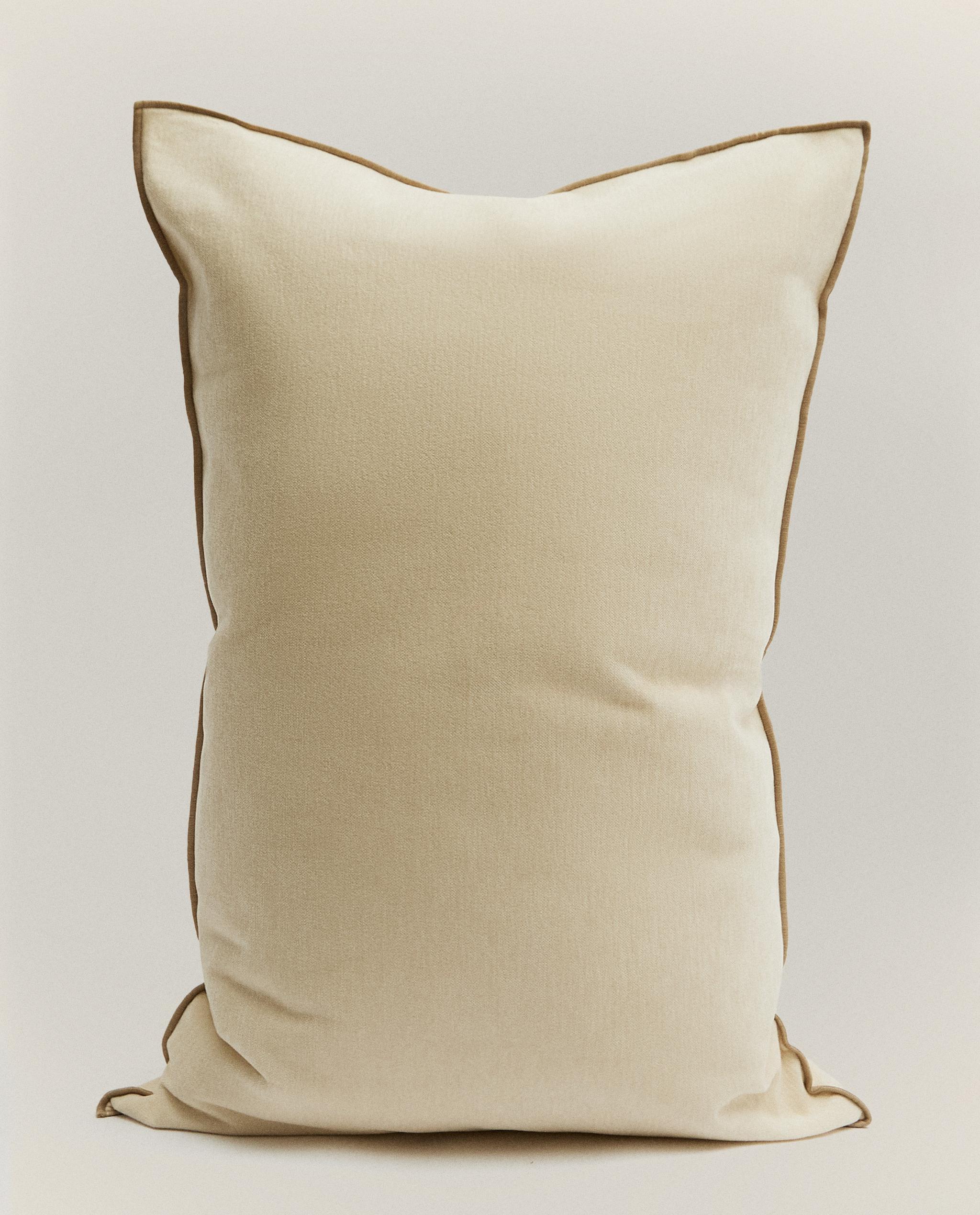 ベッドルームクッション | Zara Home 日本/Japan