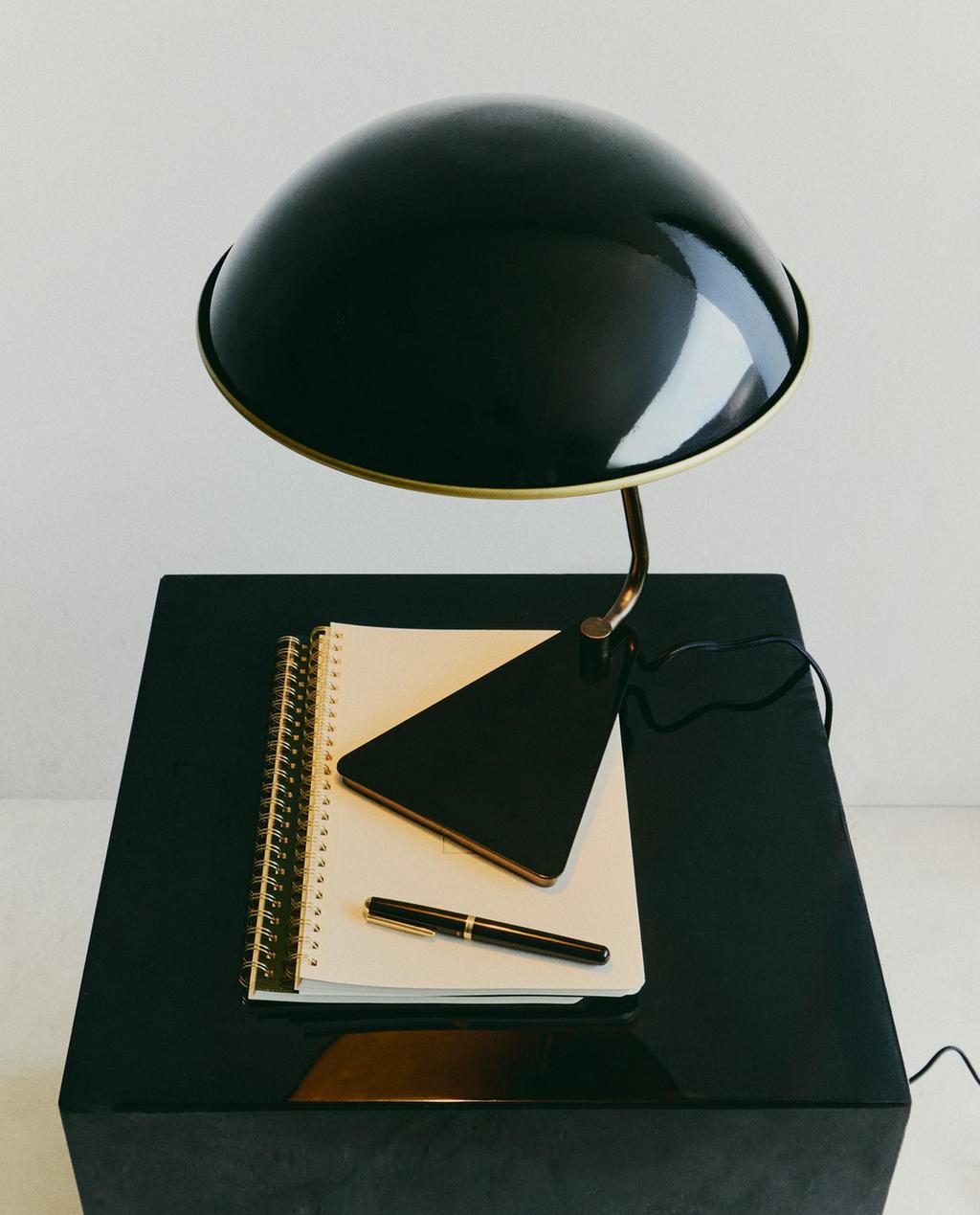 METALL-TISCHLAMPE