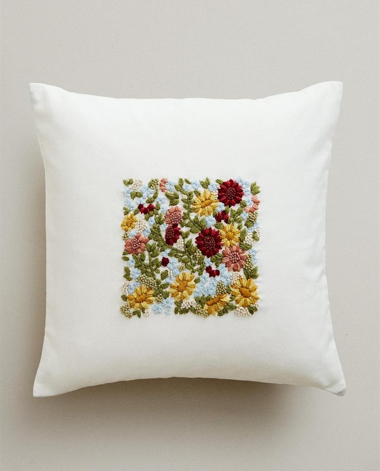 HOUSSE DE COUSSIN BRODERIE FLEURS