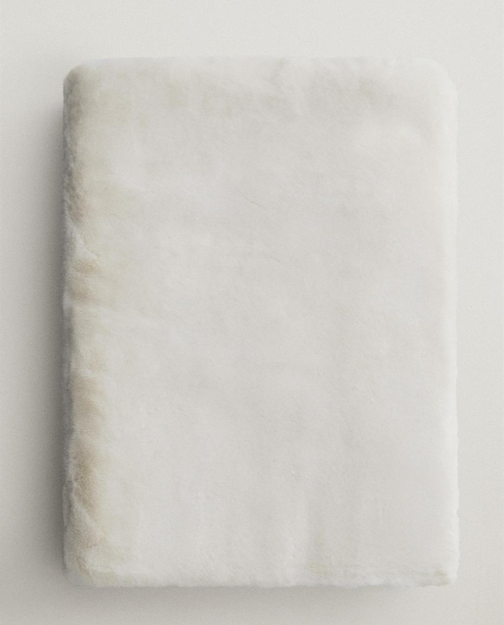 FUR BLANKET